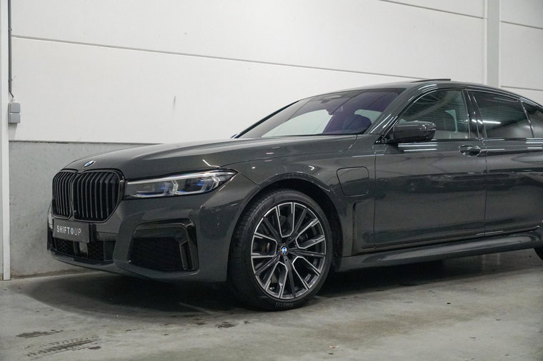 Vehicle Image 53