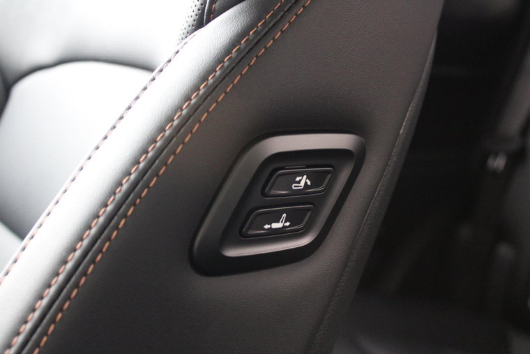Vehicle Image 37