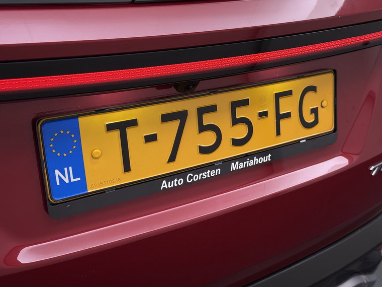 Vehicle Image 42