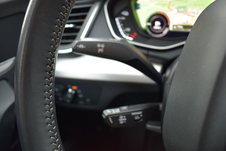 Vehicle Image 22