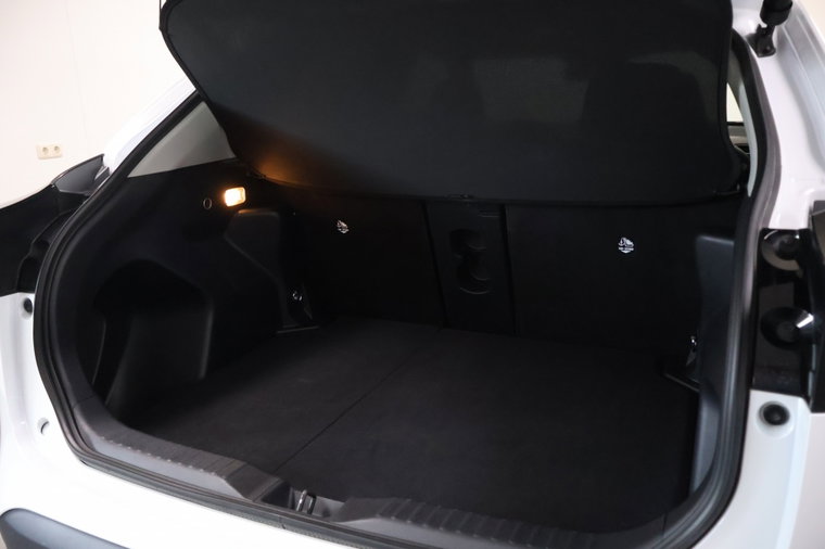 Vehicle Image 31