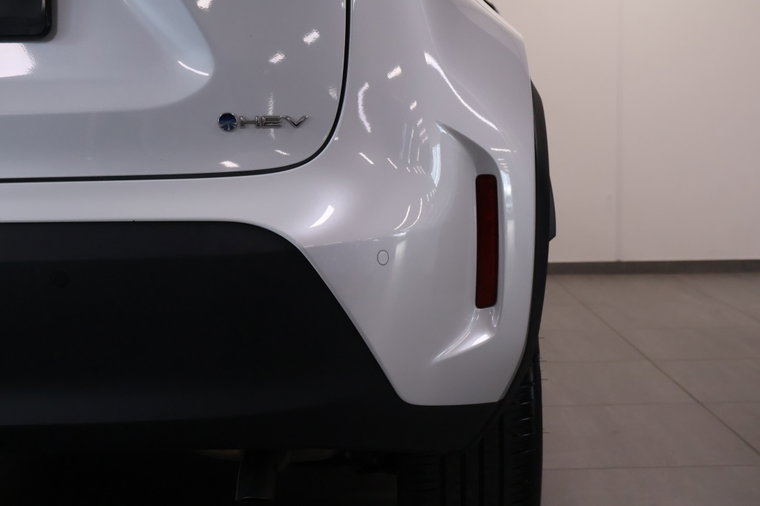 Vehicle Image 35