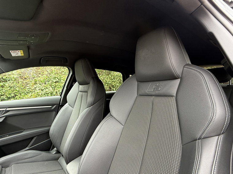 Vehicle Image 33