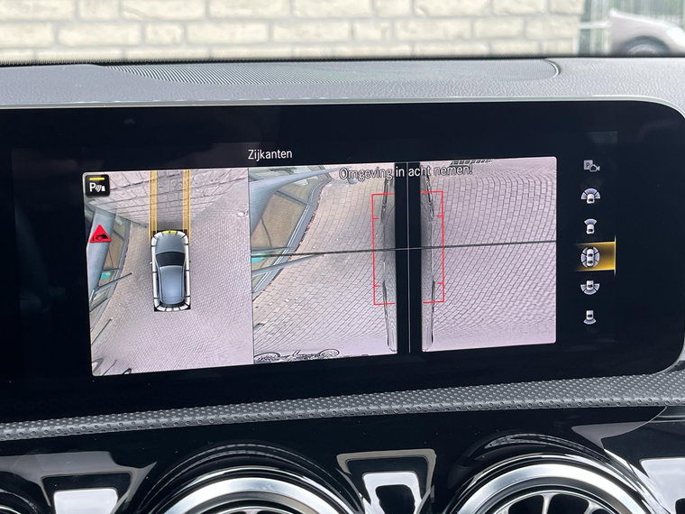 Vehicle Image 37