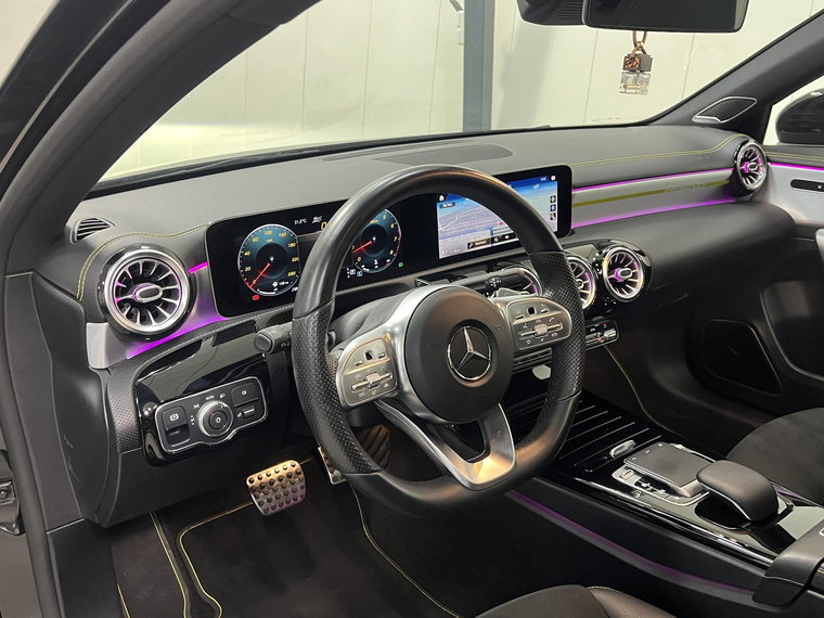 Vehicle Image 40