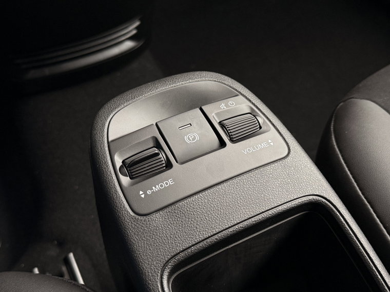Vehicle Image 40