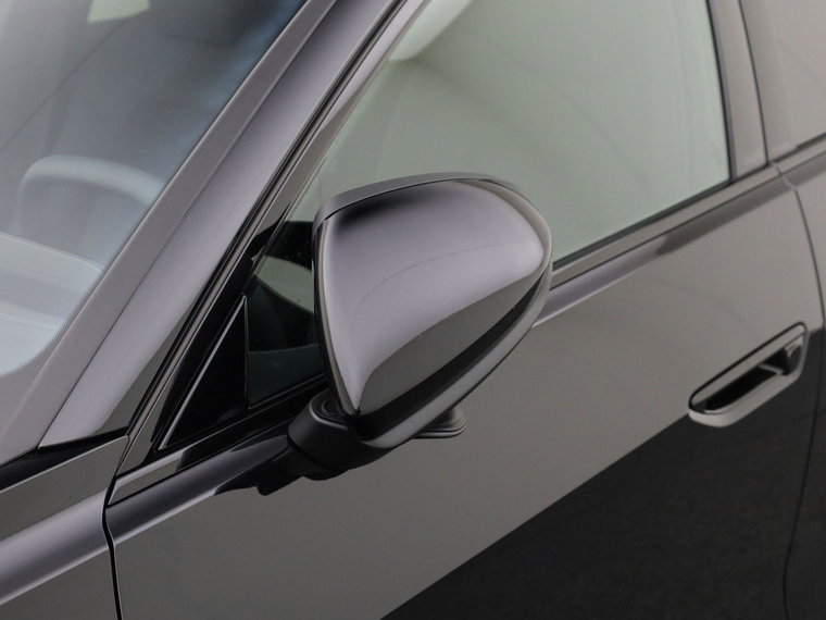 Vehicle Image 39