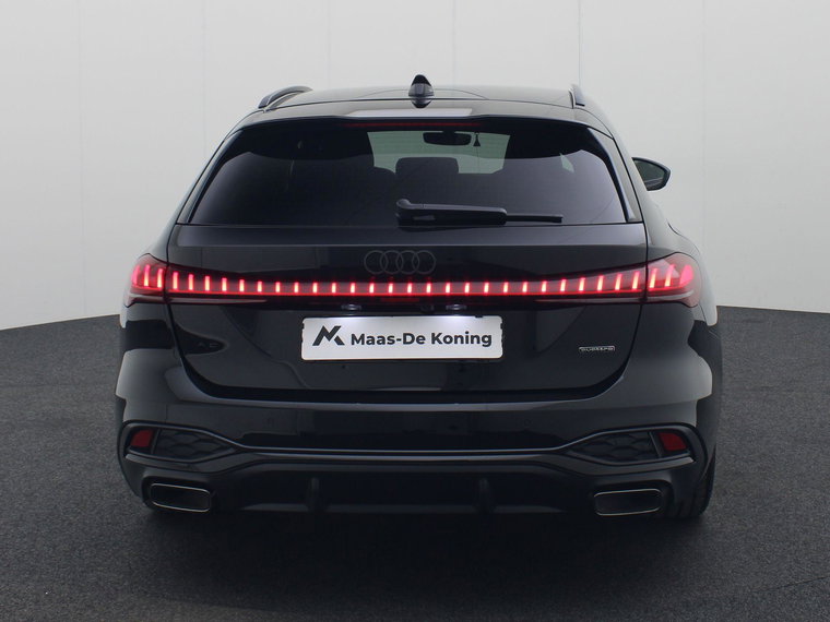 Vehicle Image 43