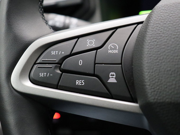Vehicle Image 24