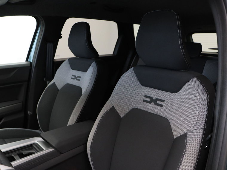 Vehicle Image 40