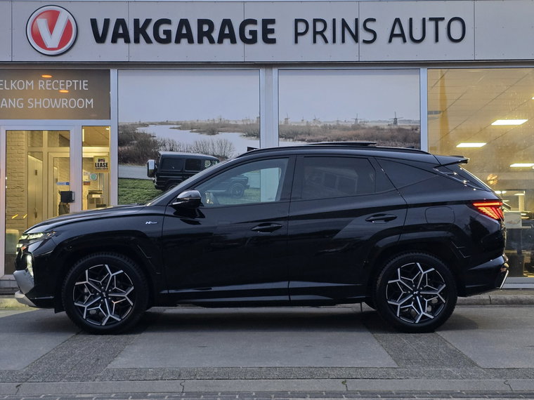 Vehicle Image 15