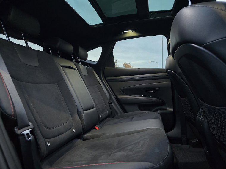 Vehicle Image 36