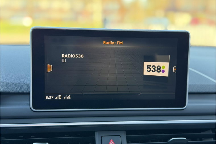 Vehicle Image 30