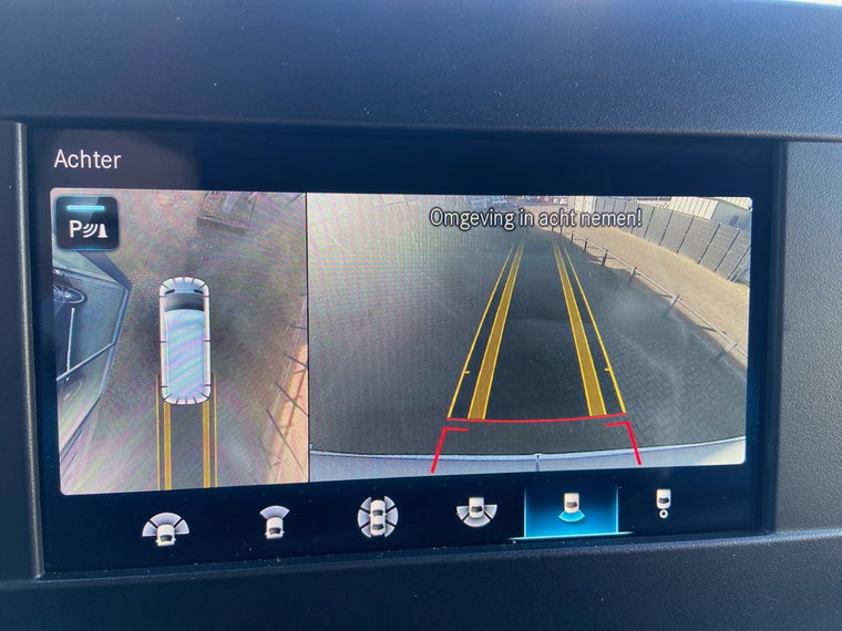 Vehicle Image 17
