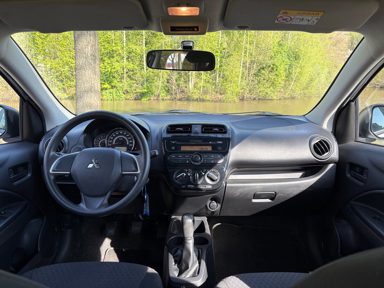 Vehicle Image 17