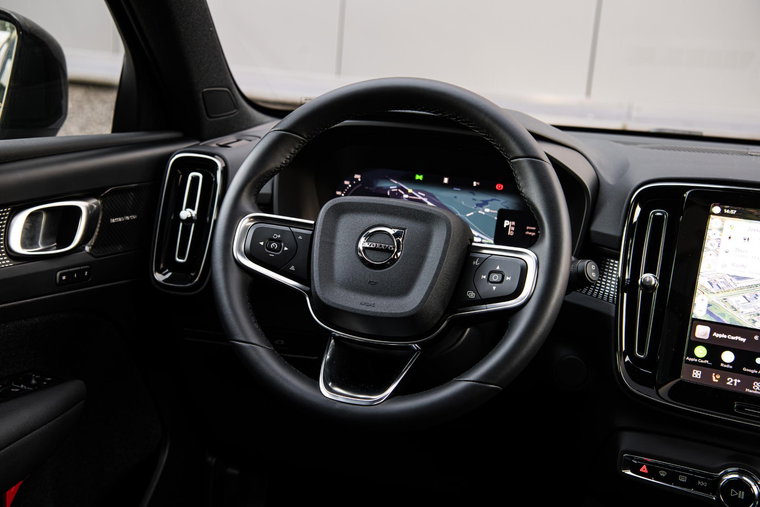 Vehicle Image 30