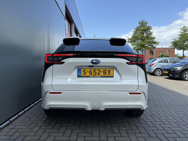 Vehicle Image 28