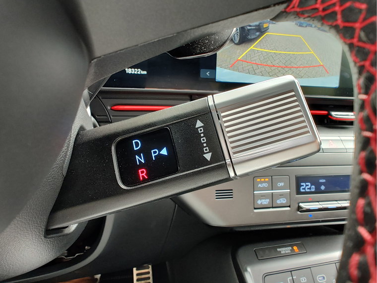 Vehicle Image 32