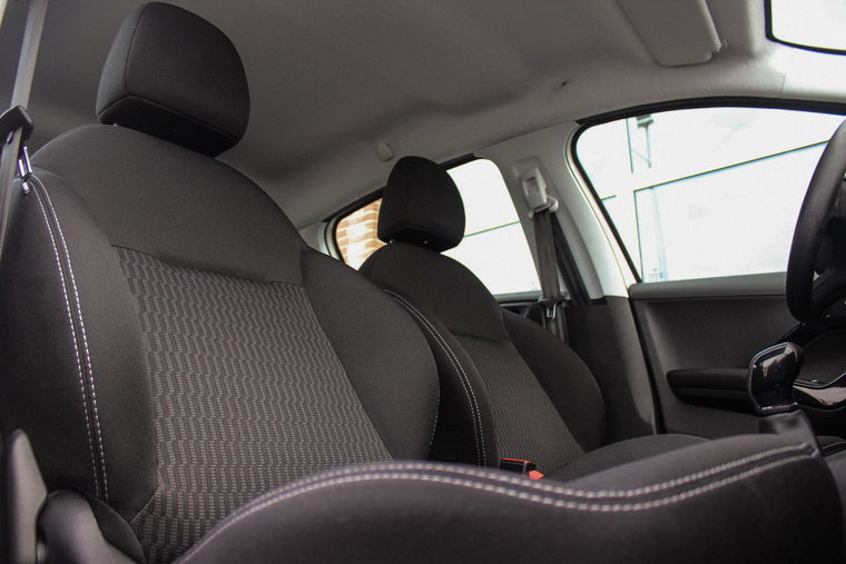 Vehicle Image 15