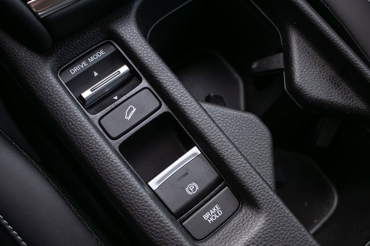 Vehicle Image 26