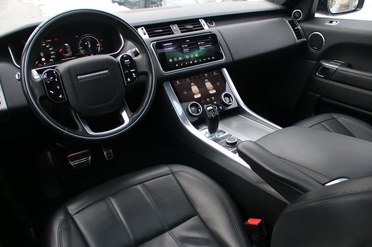 Vehicle Image 8