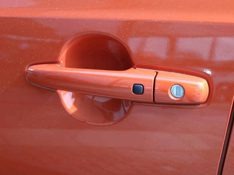 Vehicle Image 17
