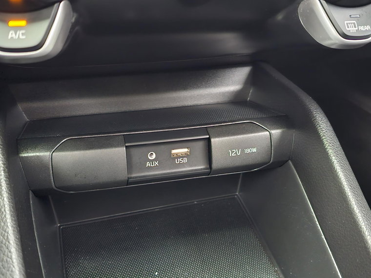 Vehicle Image 27