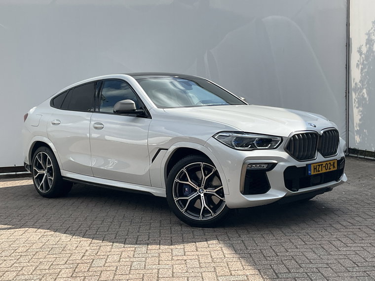 Vehicle Image 32