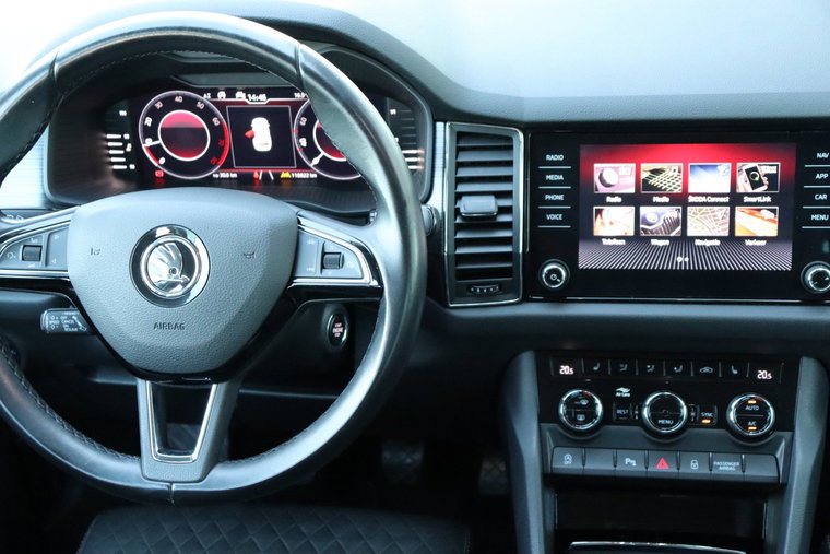 Vehicle Image 14