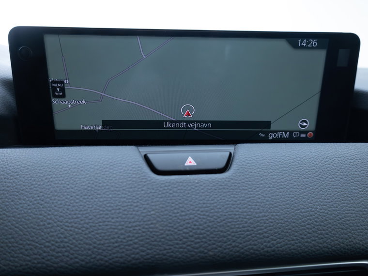 Vehicle Image 25