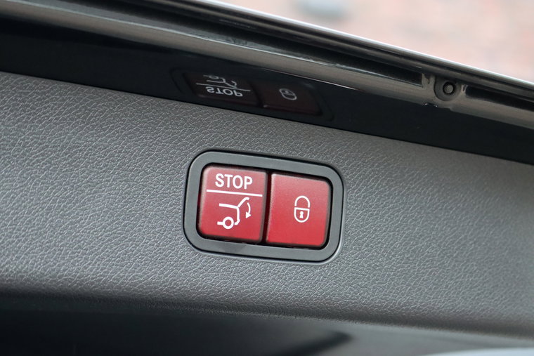 Vehicle Image 33