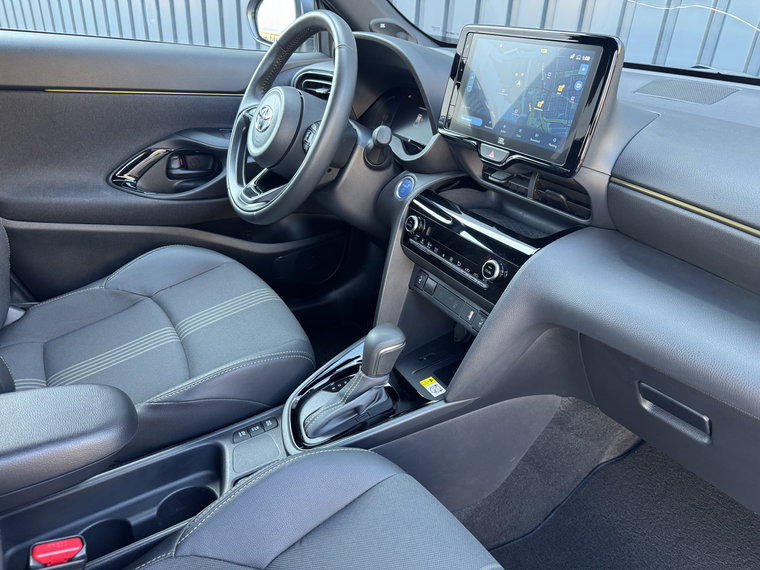 Vehicle Image 15