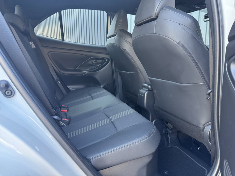 Vehicle Image 19