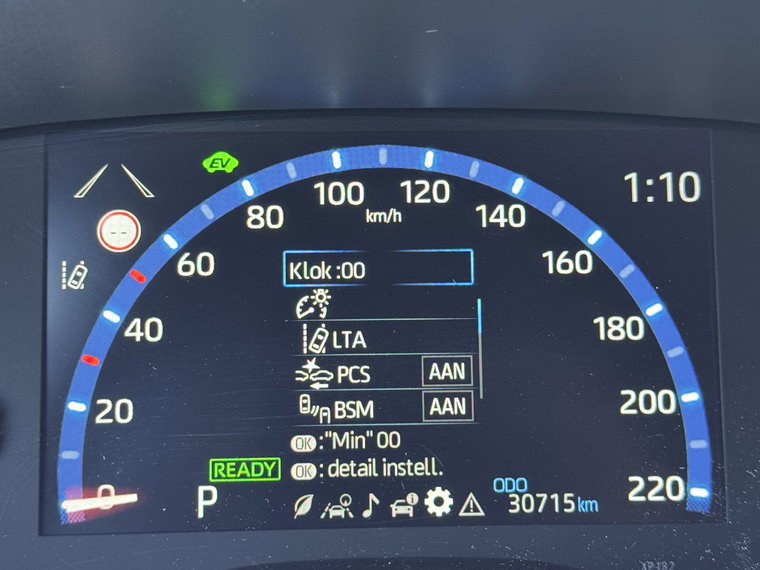 Vehicle Image 32