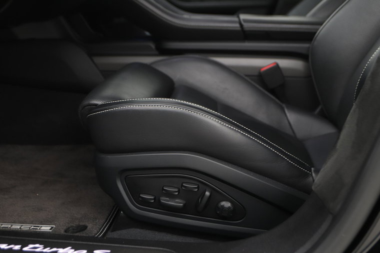 Vehicle Image 41