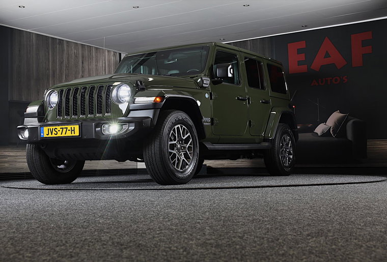 Vehicle Image 4
