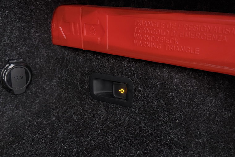 Vehicle Image 43