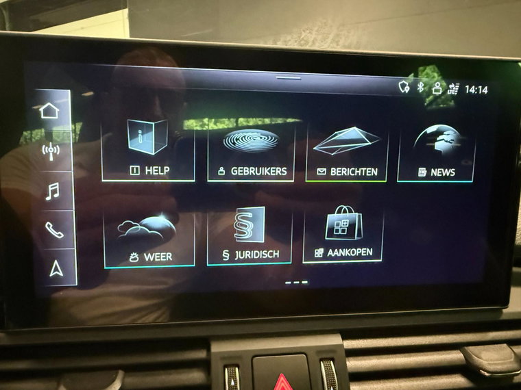Vehicle Image 52