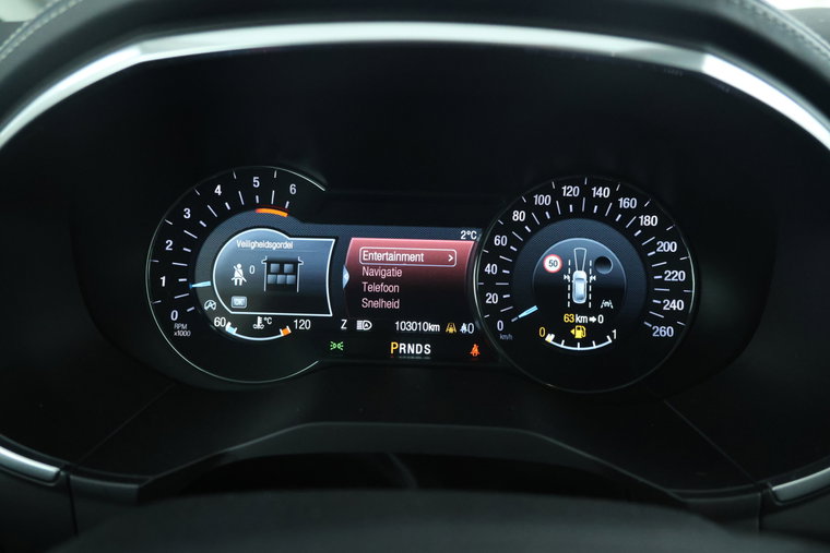 Vehicle Image 25