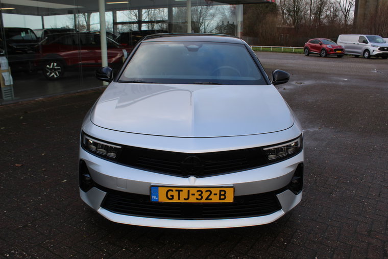 Vehicle Image 42