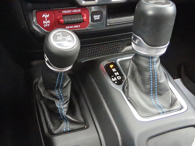 Vehicle Image 23
