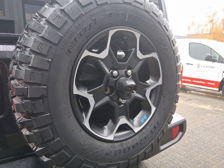 Vehicle Image 31
