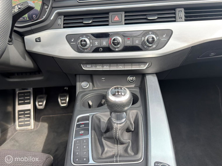 Vehicle Image 29