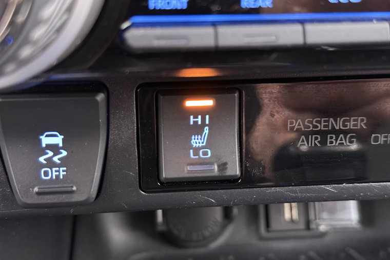 Vehicle Image 33