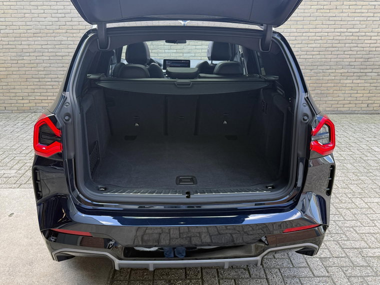 Vehicle Image 40