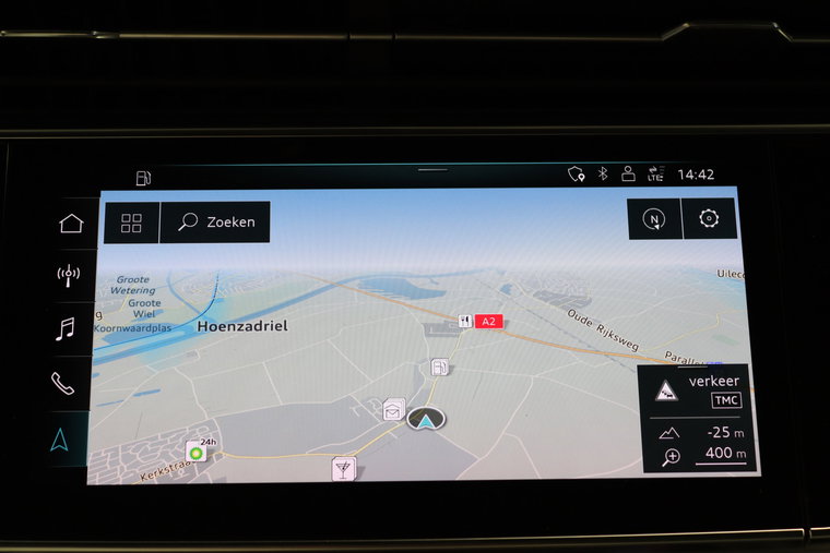 Vehicle Image 13