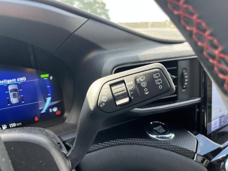 Vehicle Image 35