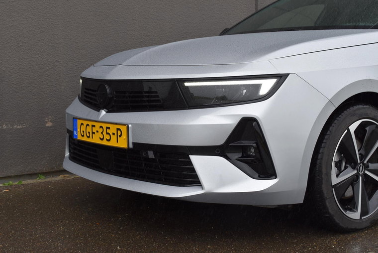 Vehicle Image 42