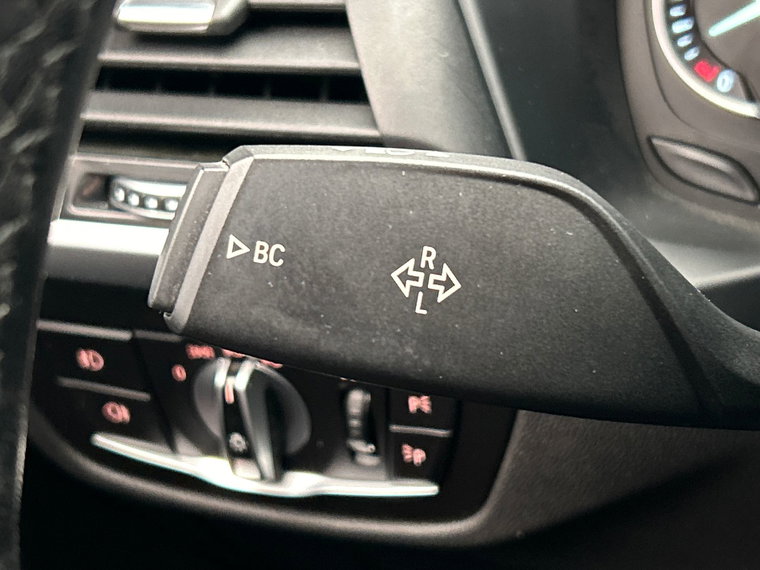 Vehicle Image 40
