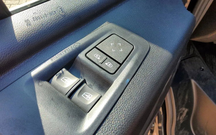 Vehicle Image 26